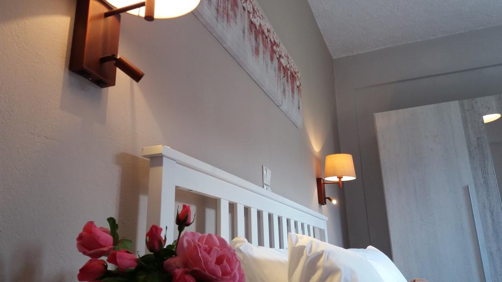 Amaryllis Boutique Apartments Moraḯtika Luaran gambar