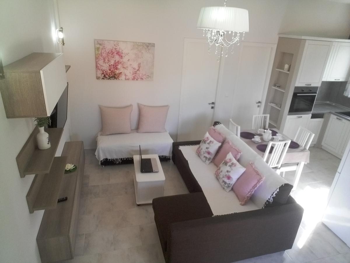 Amaryllis Boutique Apartments Moraḯtika Luaran gambar