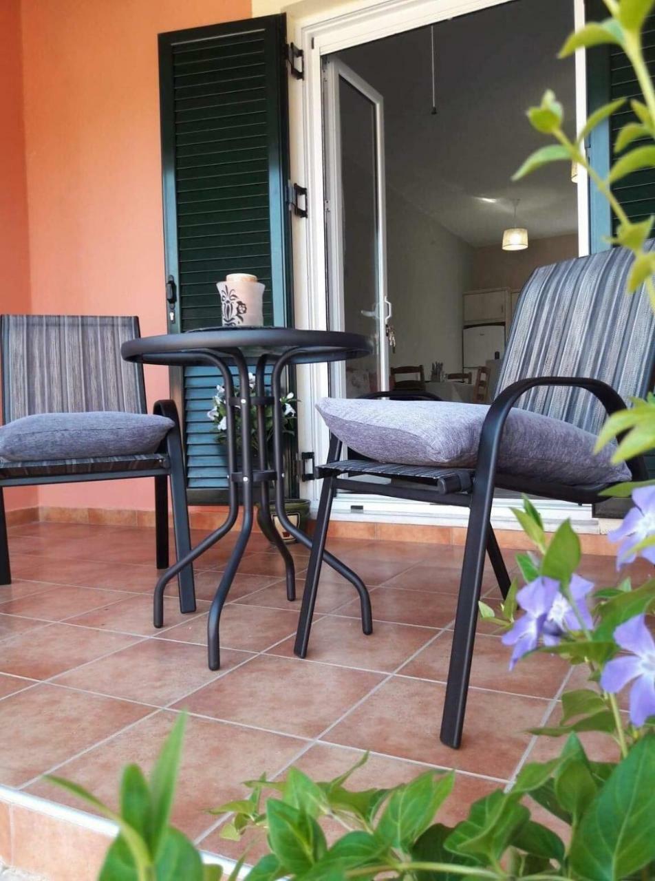 Amaryllis Boutique Apartments Moraḯtika Luaran gambar